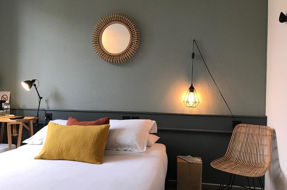classic room hotel de France Saint Pol